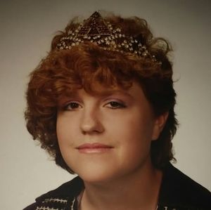 Meet your Posher, Liz